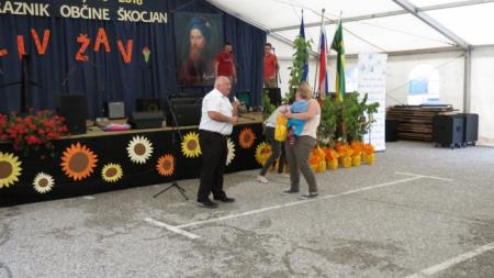 KNOBLEHARJEVO 2018 - Podaritev medovitih rastlin novorojenčkom občine Škocjan 17